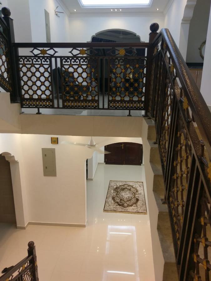 Vila Alarbee Aljeded Salála Exteriér fotografie