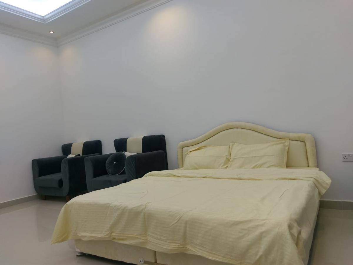 Vila Alarbee Aljeded Salála Exteriér fotografie